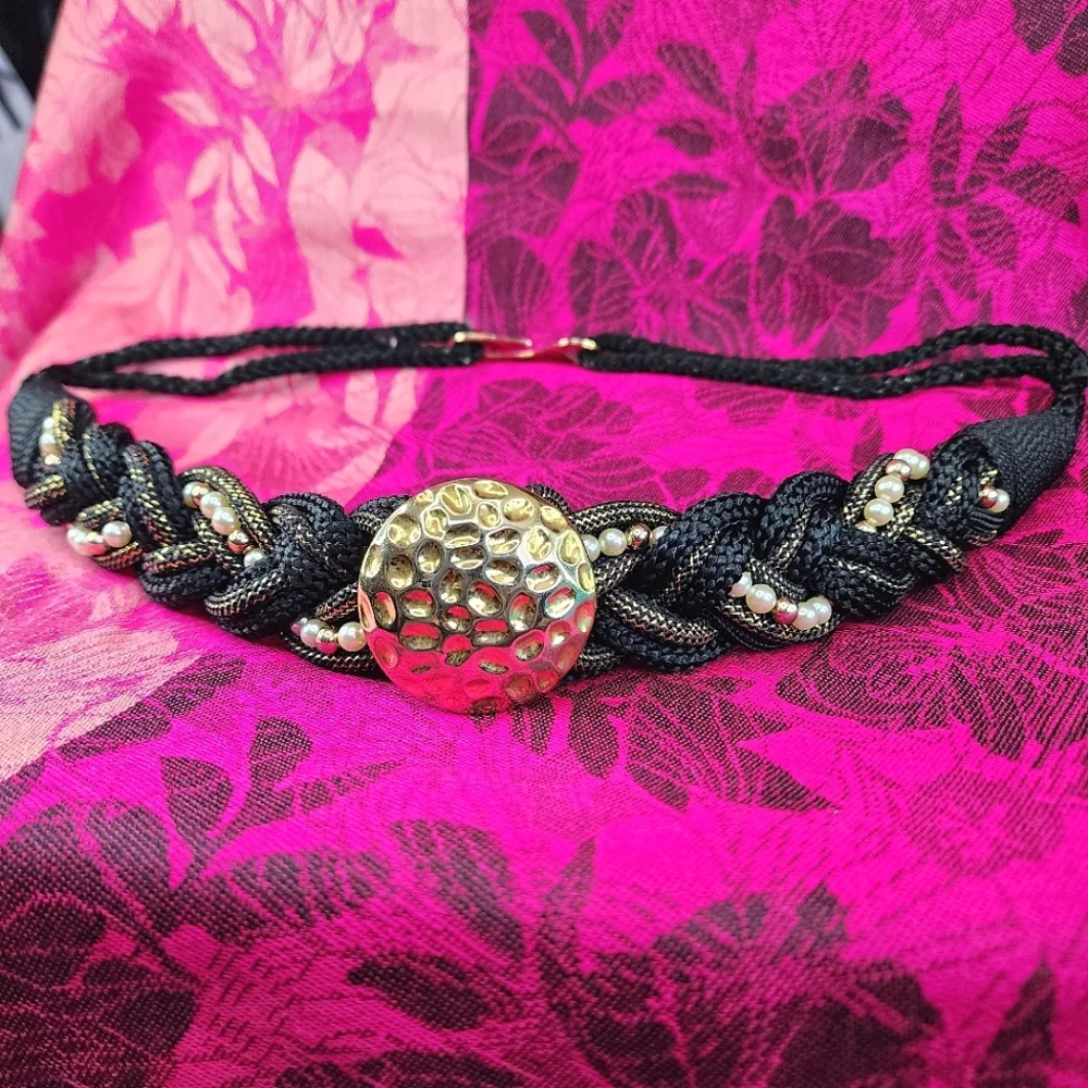 Vintage Braided Rope Belt. Excellent Used Condition.